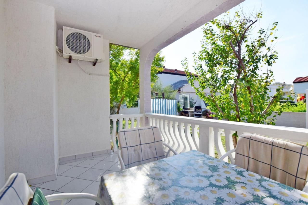 Apartments Keti Nin Zewnętrze zdjęcie